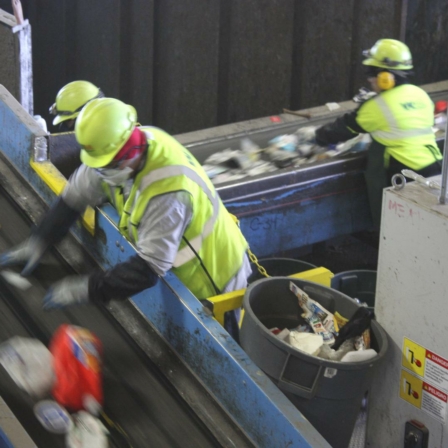 Sorting waste